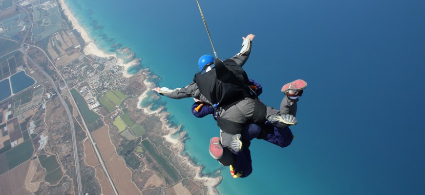צניחה חופשית עם לופה