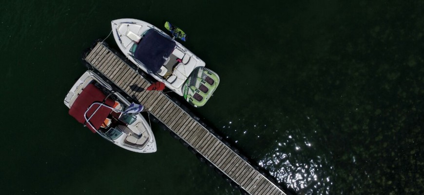 תערוכת ‘למעלה’ לצילום עם רחפנים
